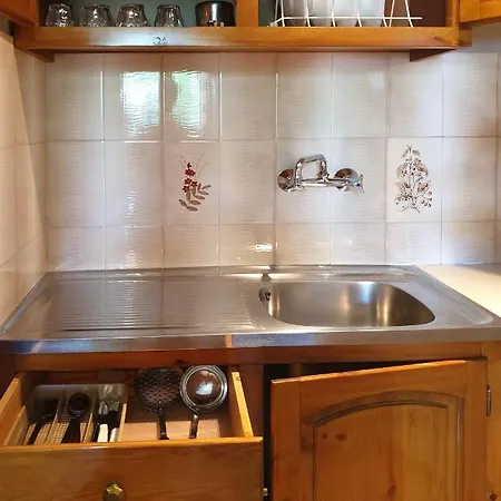 Apartment Angela Studios Razáta